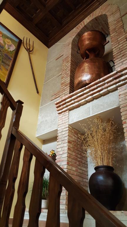 Apartamentos Rurales Tauro Cabezuela Del Valle Exterior foto