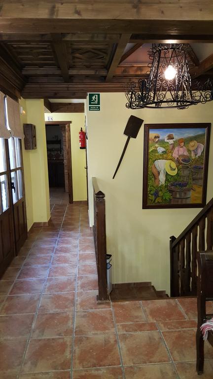 Apartamentos Rurales Tauro Cabezuela Del Valle Exterior foto