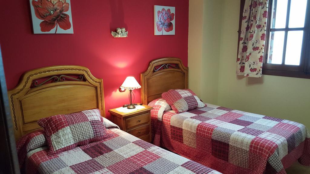 Apartamentos Rurales Tauro Cabezuela Del Valle Exterior foto